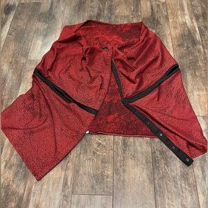 🌺Lulu Lemon Athletica Red and Black Scarf
